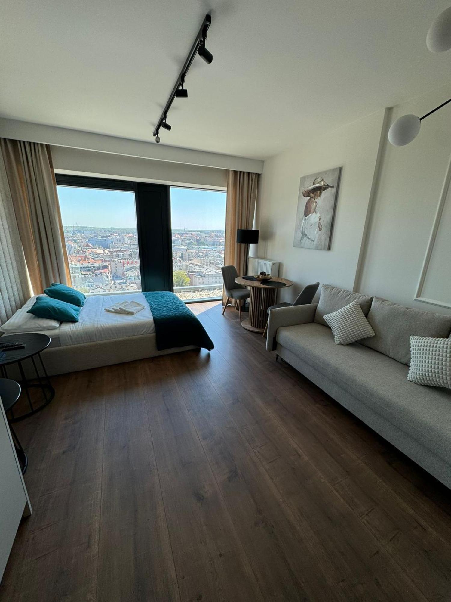 Polonia Art Apartments In The City Center Katowice Buitenkant foto